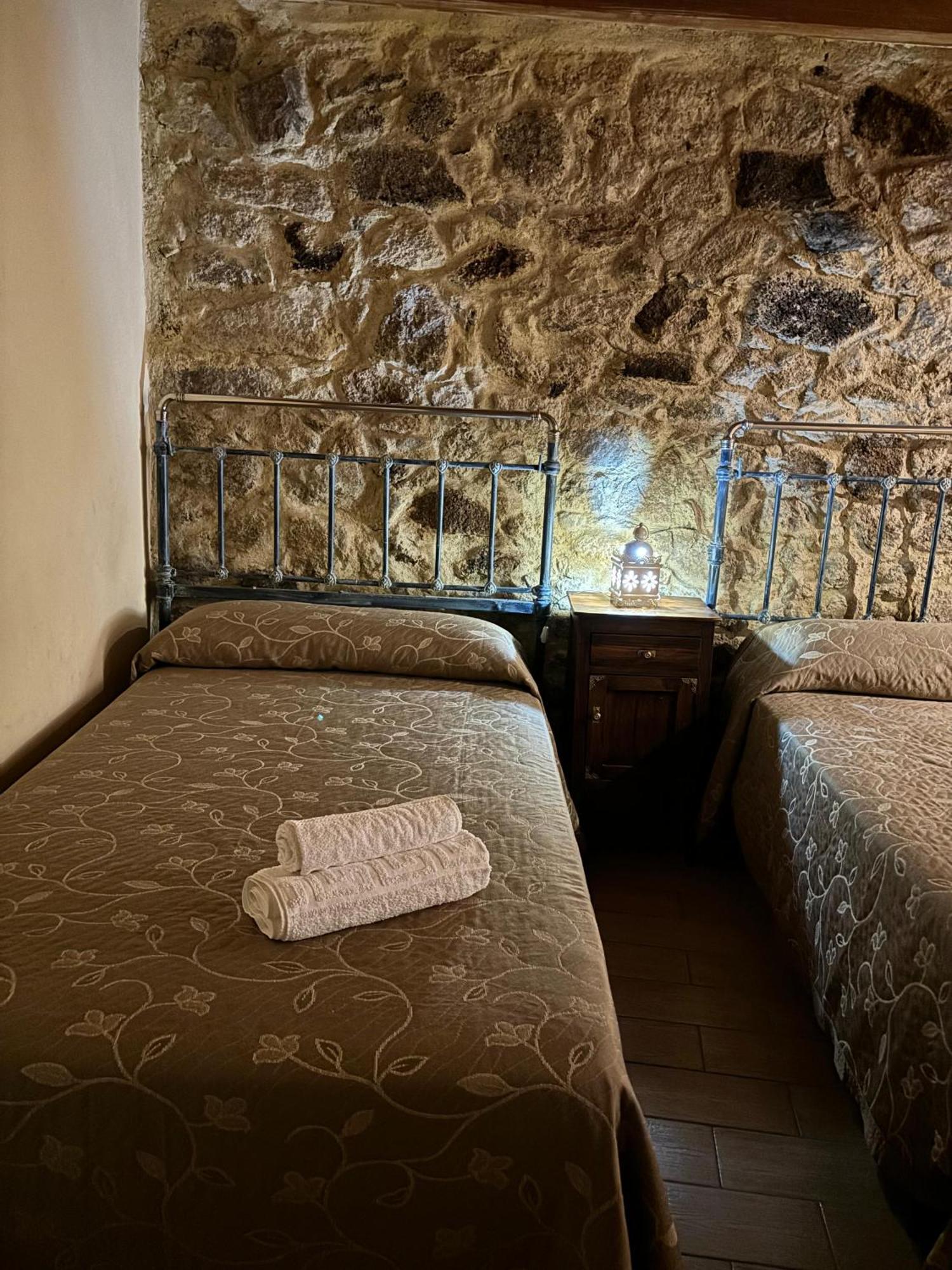 אסבו Casa Rural La Barquilla מראה חיצוני תמונה